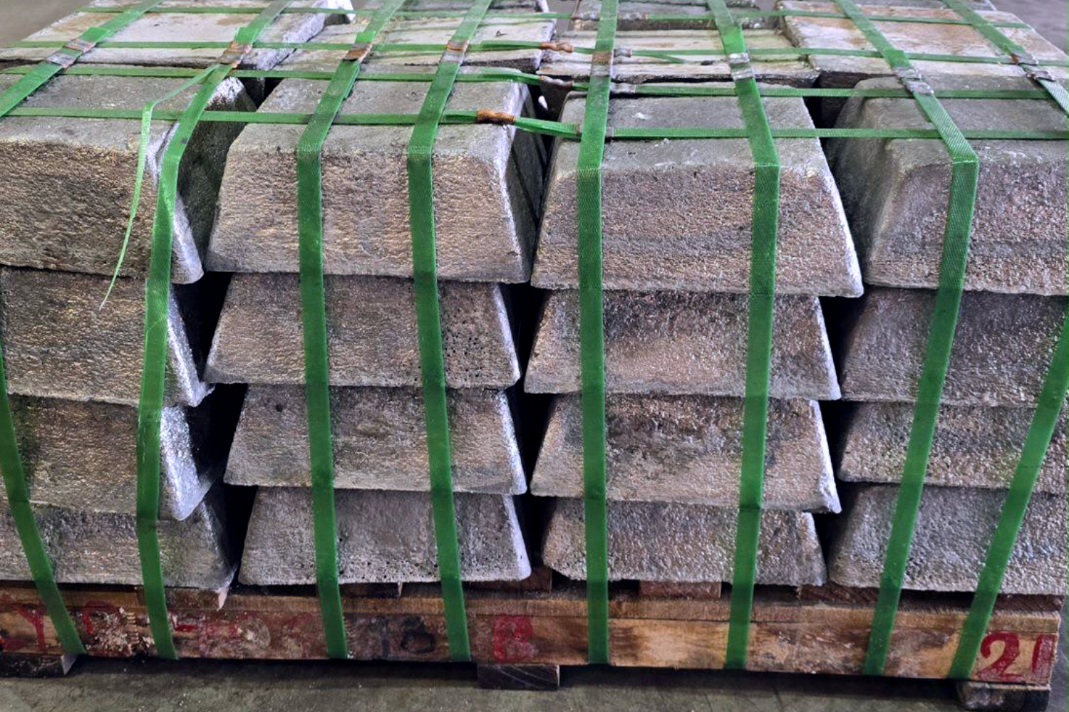 am-antimony-ingot-pallet